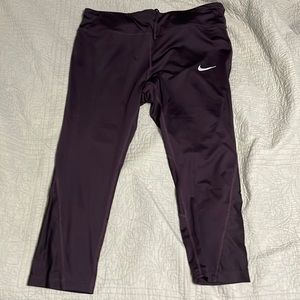 Nike Capri Leggings